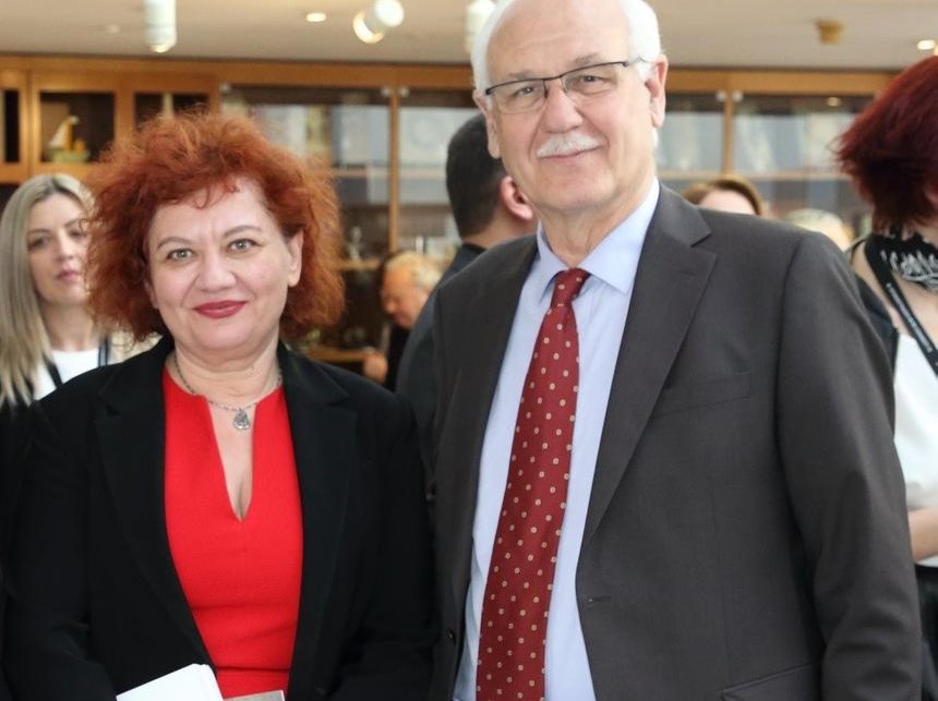 Δηλώση Καλογιάννη για την τοποθέτηση της Συρ. Τσιάρα στην θέση της διευθύντριας της Εθνικής Πινακοθήκης